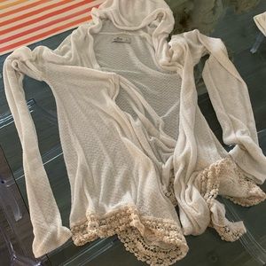 Hollister sweater